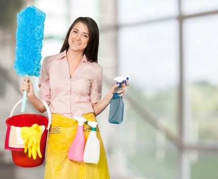 One off cleaning team preparing a property for inspection